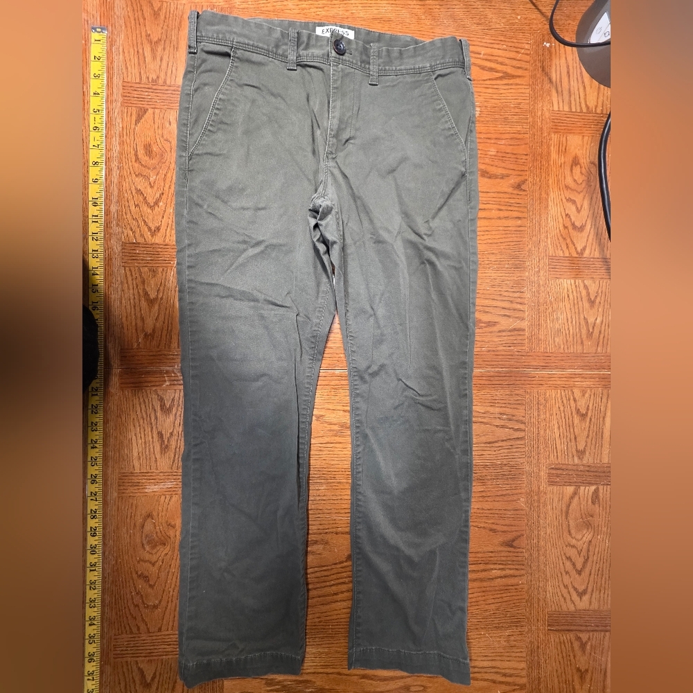 Express Finn Slim Fit Pants Men's Size 31/30 Dark Green